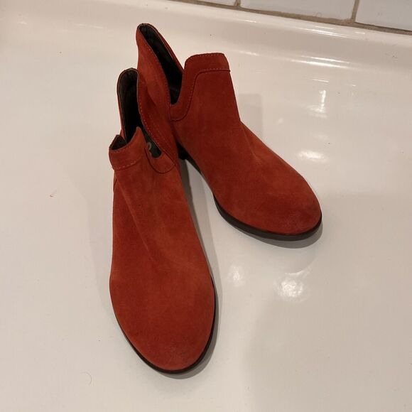 Sorel Boots Womens Size 9.5 Suede Red Lolla Cut Out Bootie 9.5 Waterproof NEW - Picture 4 of 9